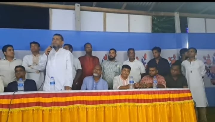 মির্জাপুরে পূজা মন্ডপ পরিদর্শনে বিএনপি নেতা সাঈদ সোহরাব