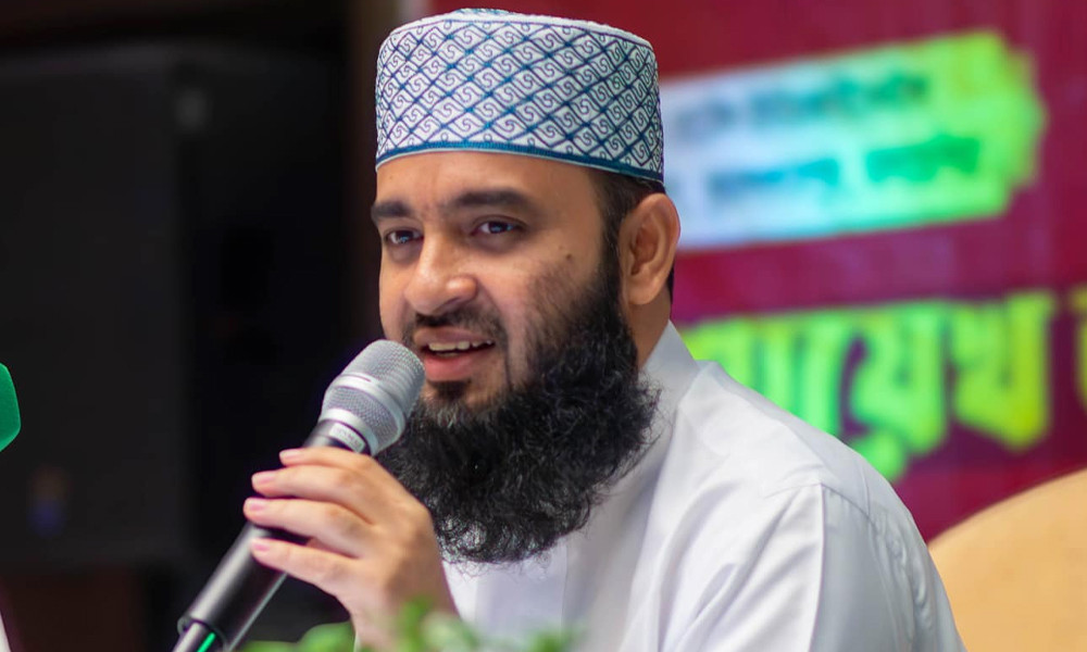 মালয়েশিয়া বিমানবন্দরে আজহারীকে আটকে দিল পুলিশ