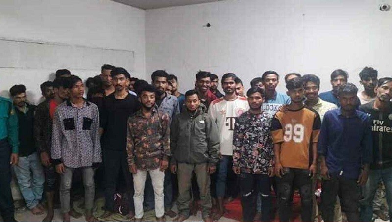 চলছে অভিযান, মোহাম্মদপুরেই গ্রেপ্তার ৪৮