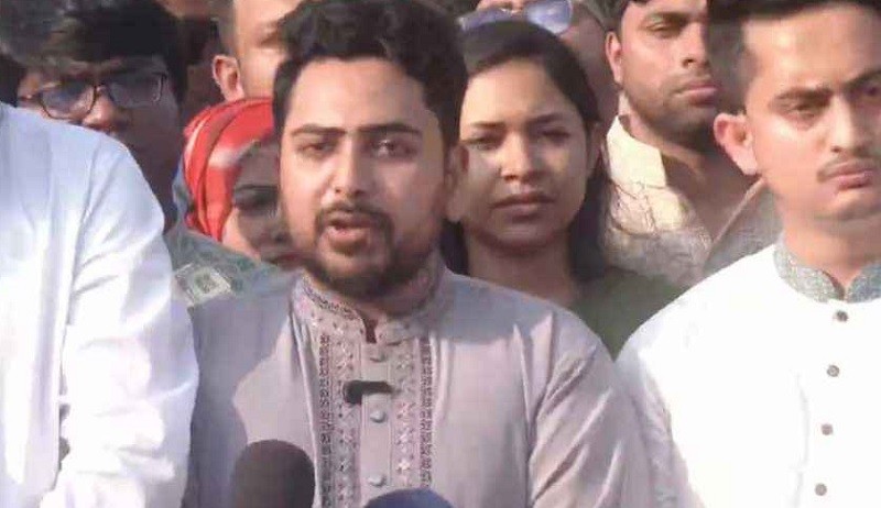 পুরোনো সংবিধান রেখে নতুন বাংলাদেশ বিনির্মাণ সম্ভব নয়: নাহিদ ইসলাম