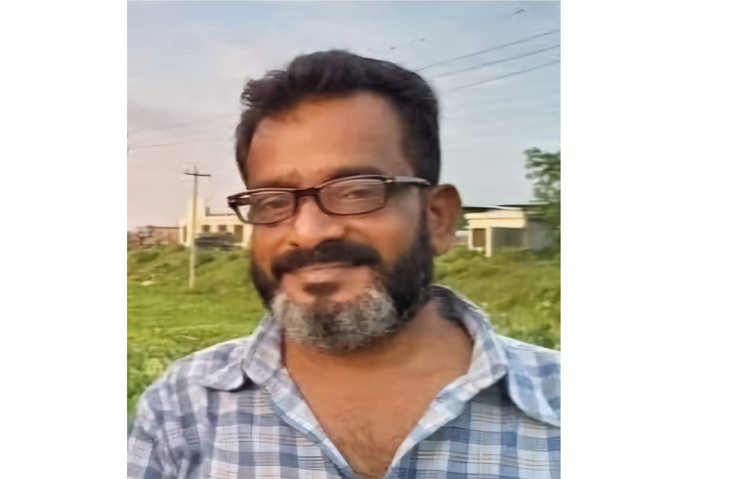 সাবেক এক পৌর কমিশনারের লাশকে ঘিরে চাঞ্চল্যের সৃষ্টি হয়েছে