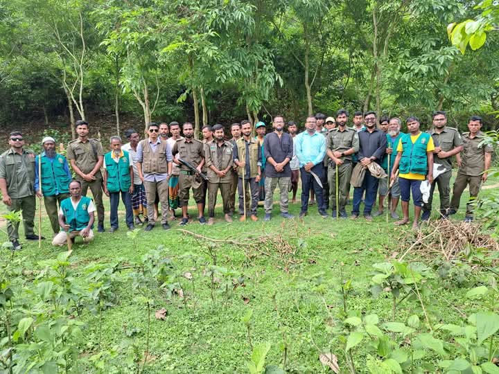 শ্রীবরদীতে বন বিভাগের অভিযানে গুঁড়িয়ে দেওয়া হলো অবৈধ ৩০ সবজি বাগান