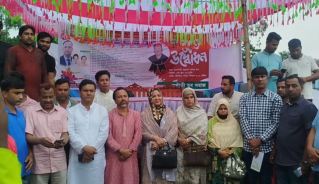 সিরাজগঞ্জে “উদ্বোধন” হলো মরহুম মির্জা আব্দুল জব্বার বাবু ক্রিকেট টুর্নামেন্ট ২০২৫