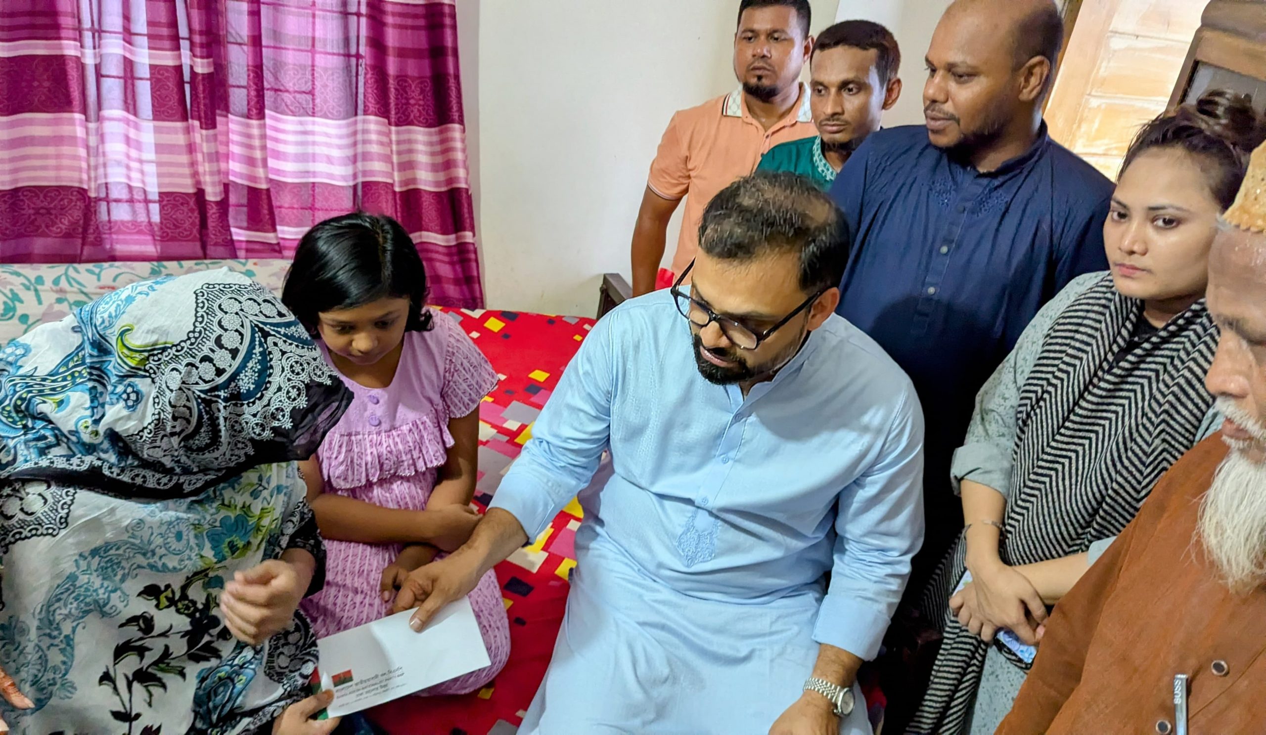 গুম এবং চব্বিশের গণঅভ্যুত্থানে সকল শহীদ পরিবারের পাশে রয়েছে বিএনপি: আমিনুল হক