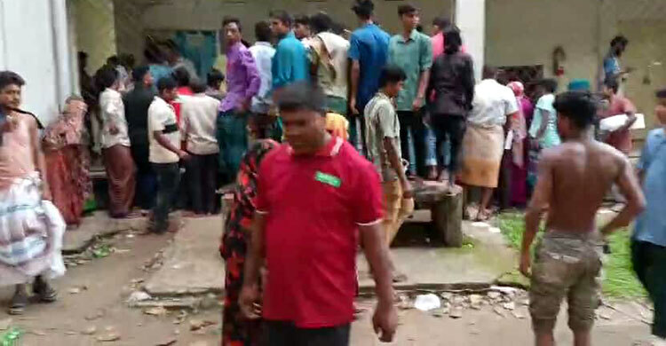 কুড়িগ্রামে জমিসংক্রান্ত বিরোধে রক্তক্ষয়ী সংঘর্ষ, নিহত ৩, আহত ২০