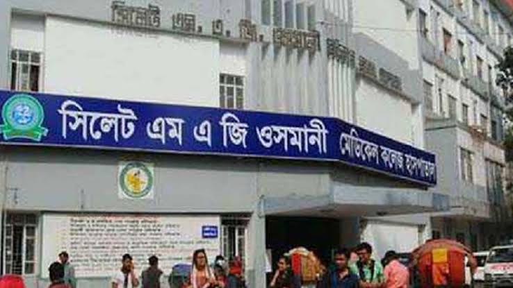 আদালতের নির্দেশ উপেক্ষা: ৯ শিক্ষার্থীর ভবিষ্যৎ অন্ধকারে”