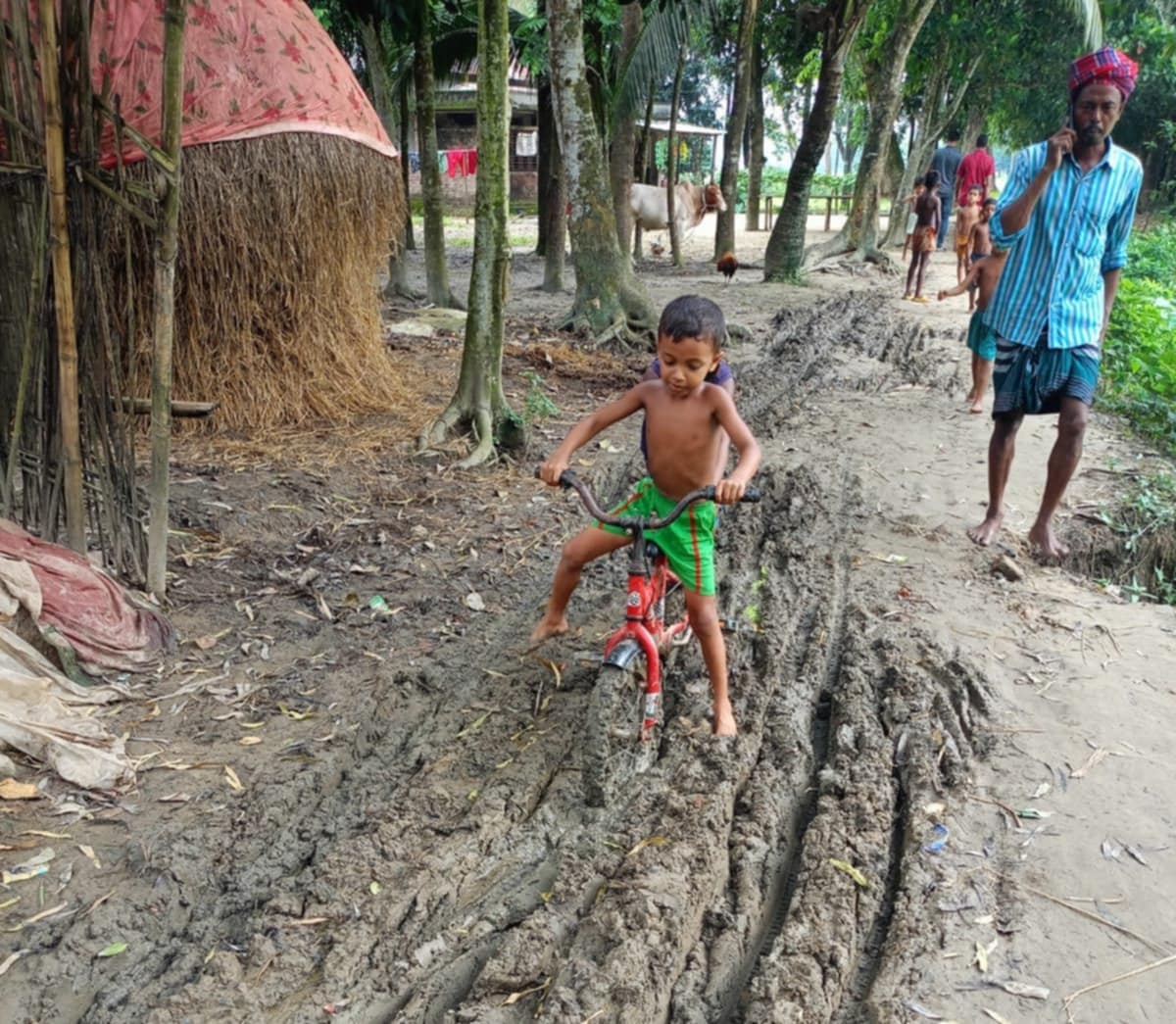 শ্রীবরদীতে ইউপি সদস্য লাভলুর বিরুদ্ধে সরকারি অর্থ আত্মসাতের অভিযোগ