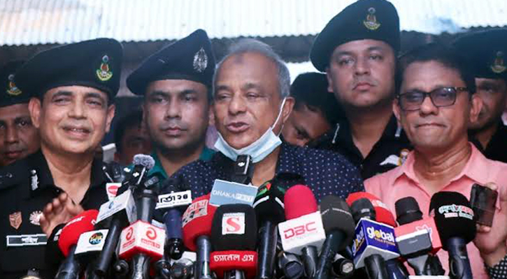 চাঁদাবাজদের ঠাঁই বাংলাদেশে হবে না: স্বরাষ্ট্র উপদেষ্টা