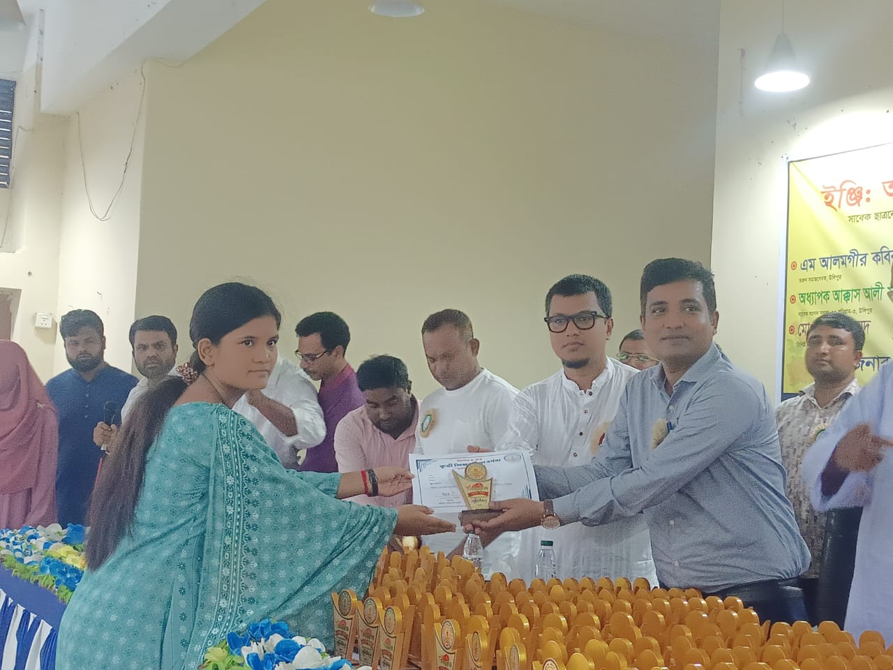 উলিপুরে এসএসসি কৃতি শিক্ষার্থীদের সংবর্ধনা অনুষ্ঠান অনুষ্ঠিত
