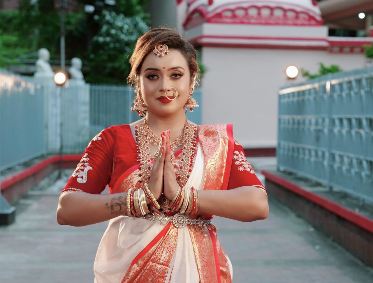 কণ্ঠশিল্পী রাকা পপি নিয়ে এলেন দূর্গা পূজোর দুইটি গানের মিউজিক ভিডিও।