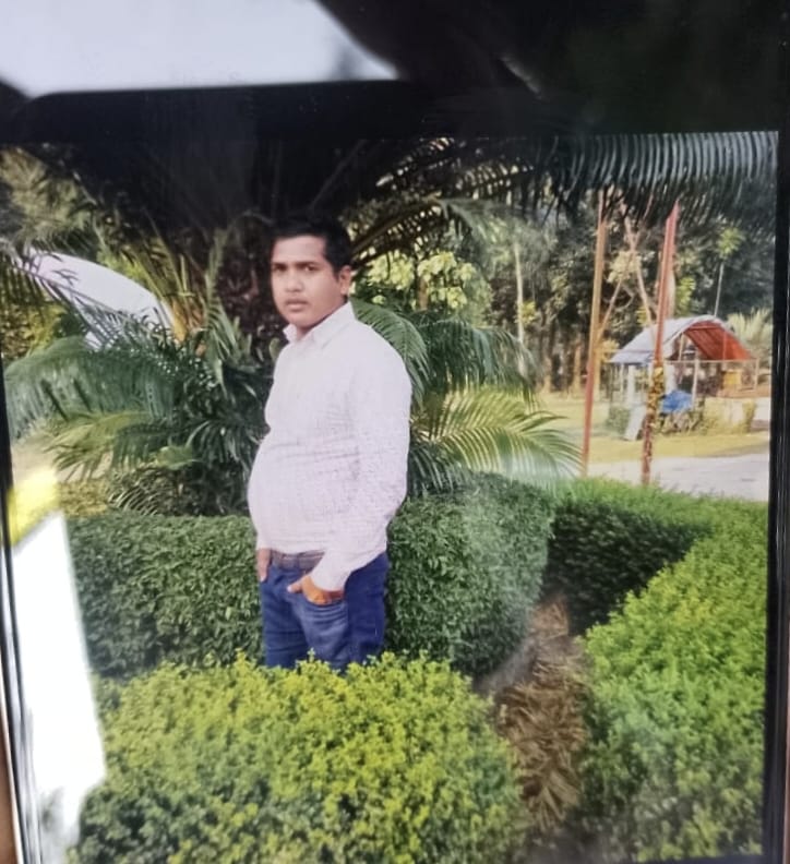 প্রশিক্ষা ধরণীগঞ্জ শাখার কিস্তি অফিসার আজম ইসলামের অনৈতিক প্রস্তাব: ভুক্তভোগীর পরিবার ক্ষোভে ফেটে পড়েছে