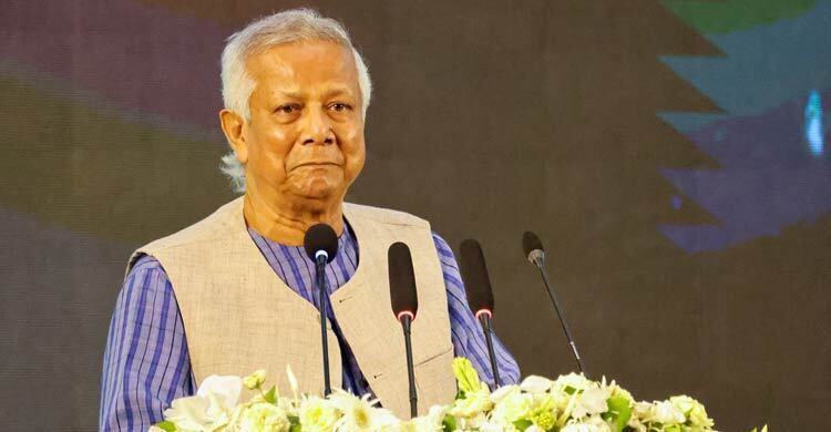 শিক্ষকদের বিষয়ে বাস্তবতার নিরিখে সিদ্ধান্ত নিতে হয়েছে: প্রধান উপদেষ্টা