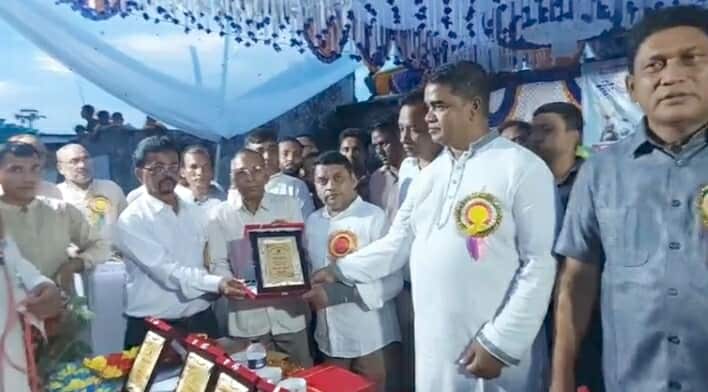 শরণখোলায় শহীদ জিয়া স্মৃতি ফুটবল টুর্নামেন্ট অনুষ্ঠিত