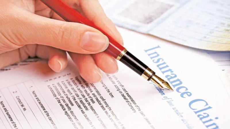 বিমা দাবি প্রত্যাখ্যান: কেন ঘটে, কীভাবে এড়ানো যায়