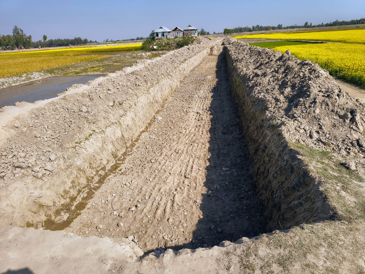 চরাঞ্চলের জীবনমান উন্নয়নে কুড়িগ্রাম সদরের ভোগডাঙ্গায় একটি সড়কেই বদলাতে পারে লক্ষাধিক মানুষের ভাগ্য