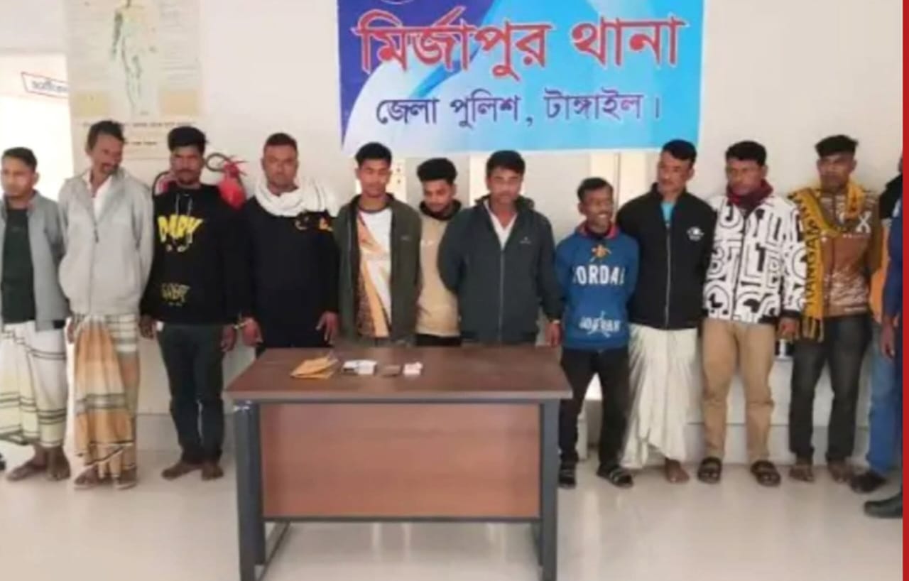 জুয়ার আসরে অভিযান, ১২ জুয়ারিকে গ্রেপ্তার করেছে পুলিশ